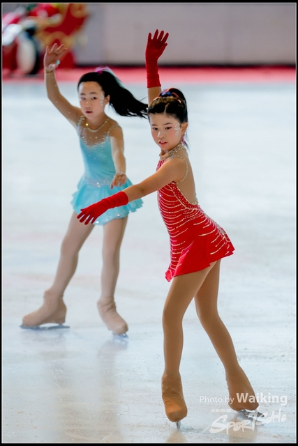 2017-12-23 Xmas Skating 0017