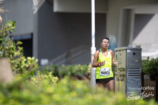 PB_Runner_TKO_0905-13