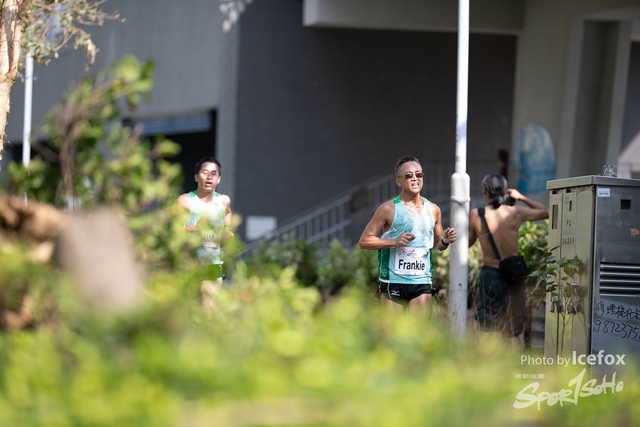 PB_Runner_TKO_0905-25