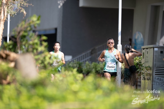 PB_Runner_TKO_0905-26