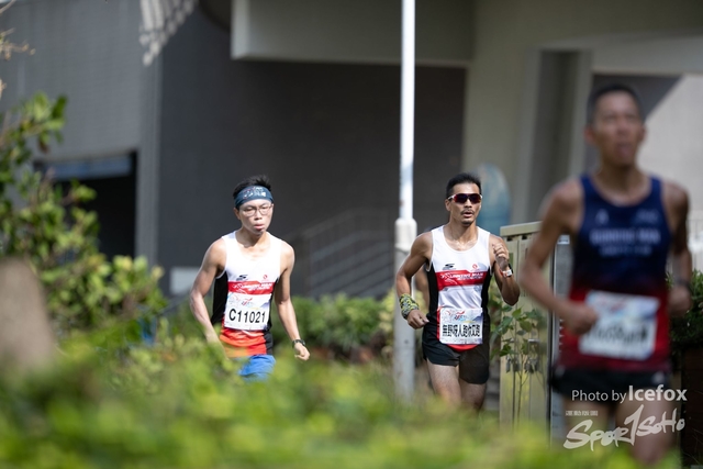 PB_Runner_TKO_0905-33