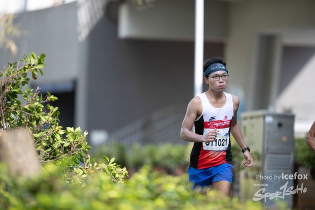 PB_Runner_TKO_0905-35