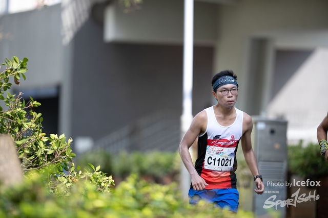 PB_Runner_TKO_0905-36