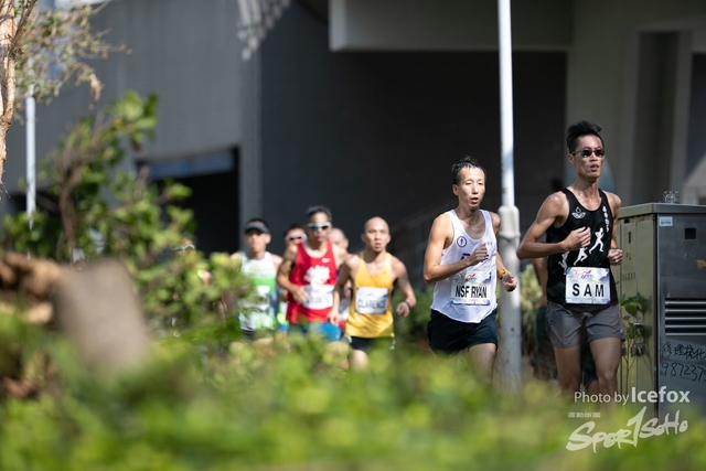 PB_Runner_TKO_0905-41