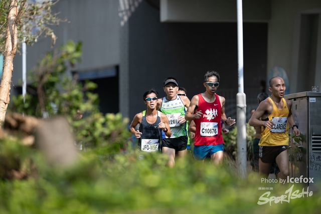 PB_Runner_TKO_0905-42