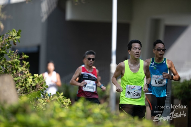 PB_Runner_TKO_0905-79