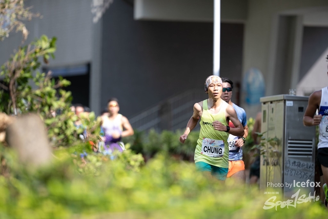 PB_Runner_TKO_0905-90