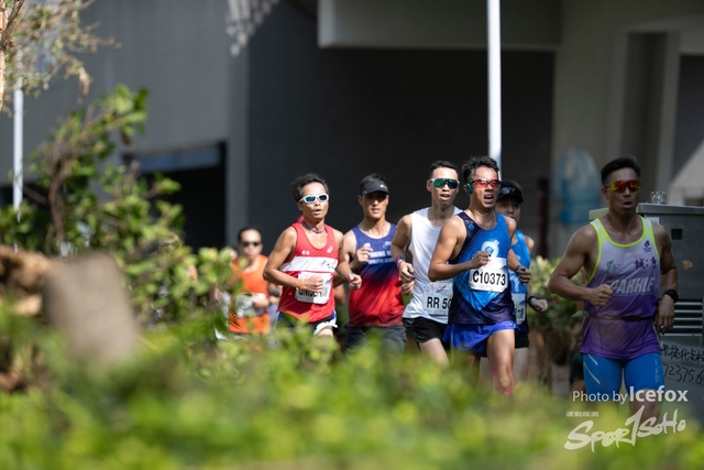 PB_Runner_TKO_0905-95