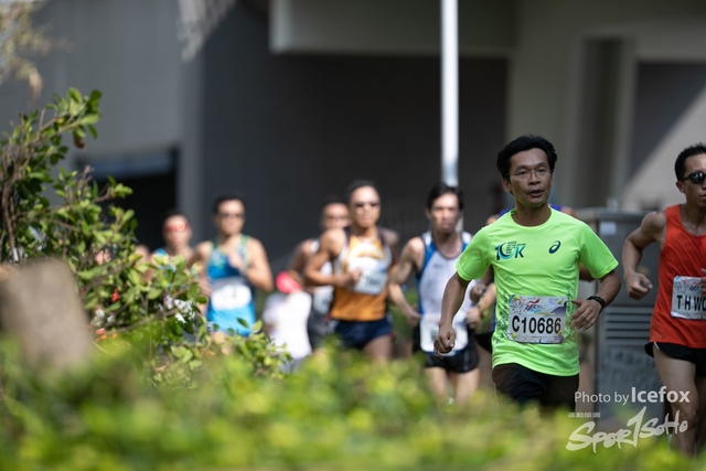 PB_Runner_TKO_0905-102