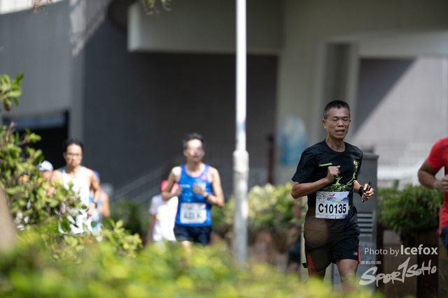 PB_Runner_TKO_0905-112