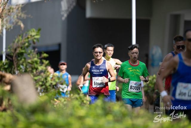 PB_Runner_TKO_0905-123