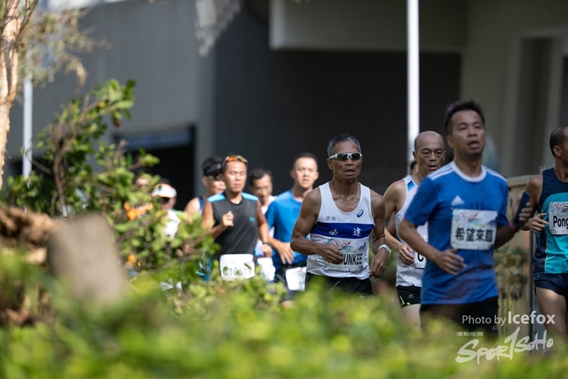 PB_Runner_TKO_0905-130