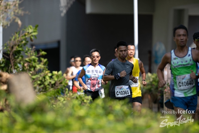 PB_Runner_TKO_0905-149