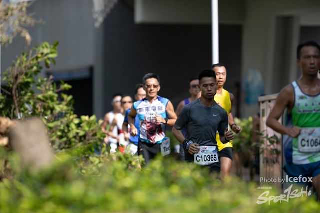 PB_Runner_TKO_0905-150