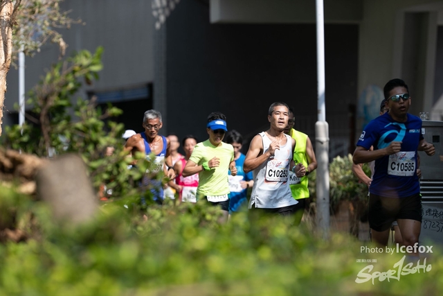 PB_Runner_TKO_0905-159