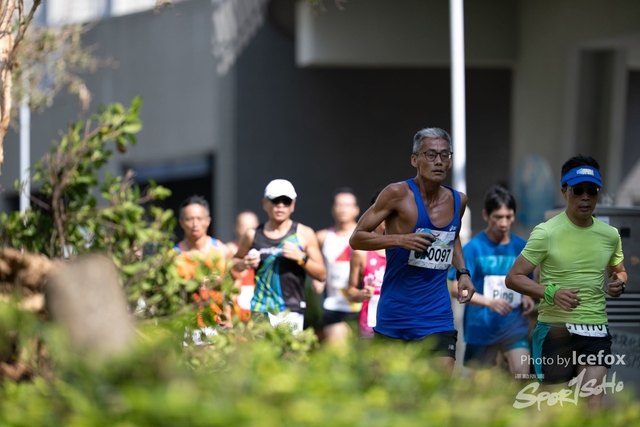 PB_Runner_TKO_0905-162