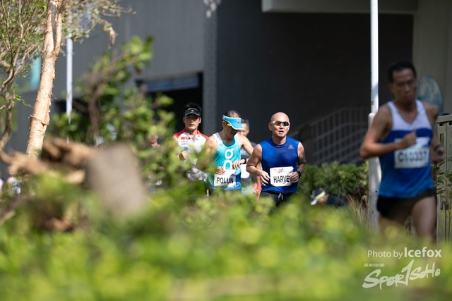 PB_Runner_TKO_0905-172