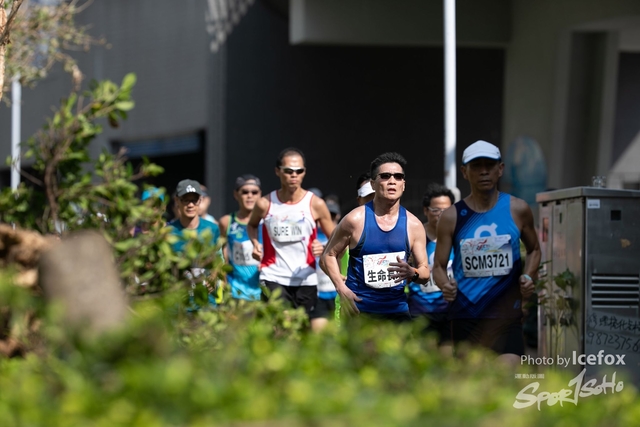 PB_Runner_TKO_0905-185