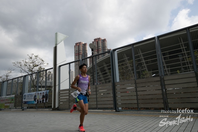 PB_Runner_TKO_0940-10