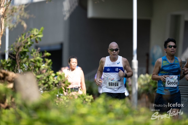 PB_Runner_TKO_0905-219