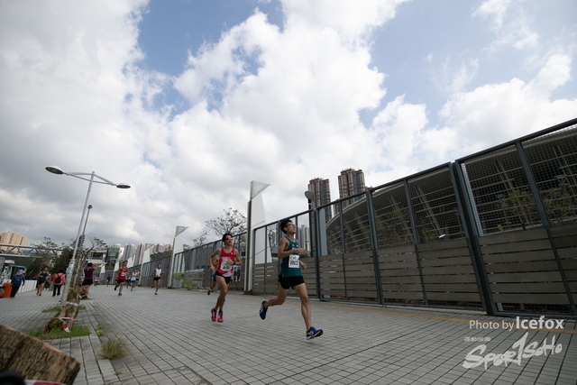 PB_Runner_TKO_0940-58
