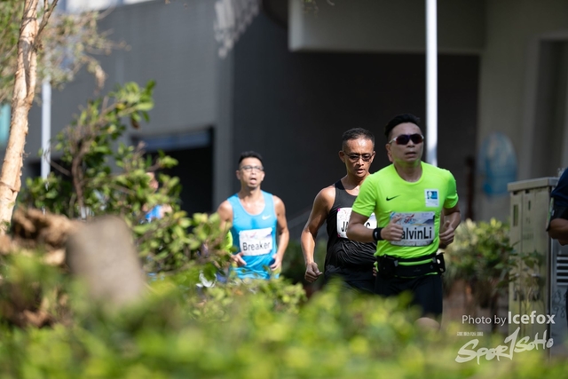 PB_Runner_TKO_0905-232