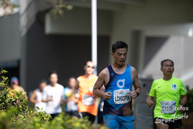 PB_Runner_TKO_0905-235