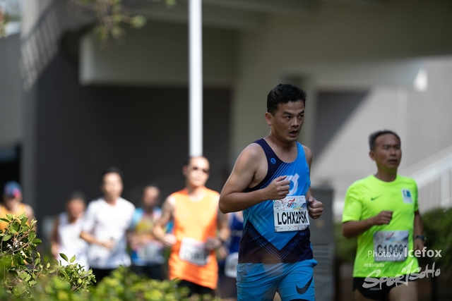 PB_Runner_TKO_0905-236