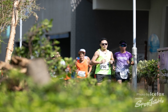 PB_Runner_TKO_0905-259