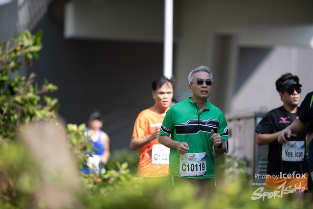 PB_Runner_TKO_0905-275
