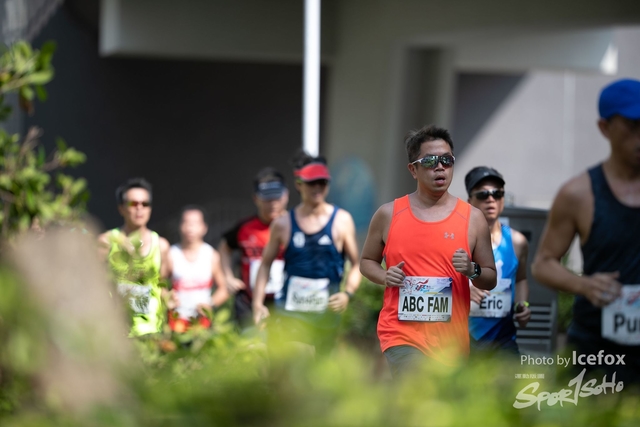 PB_Runner_TKO_0905-280