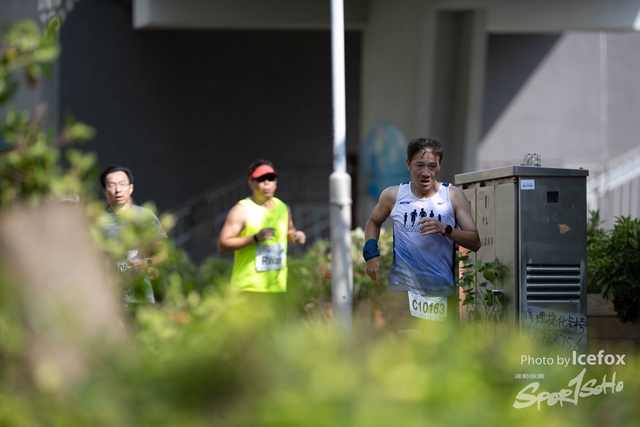PB_Runner_TKO_0905-292