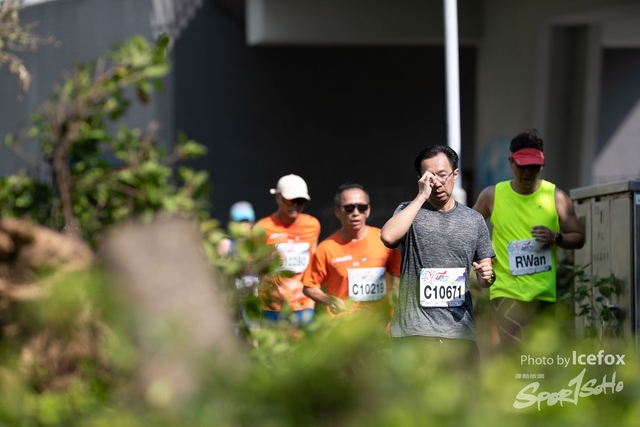 PB_Runner_TKO_0905-293