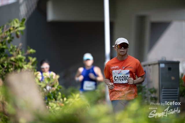 PB_Runner_TKO_0905-297