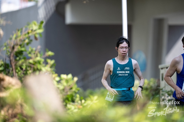 PB_Runner_TKO_0905-300