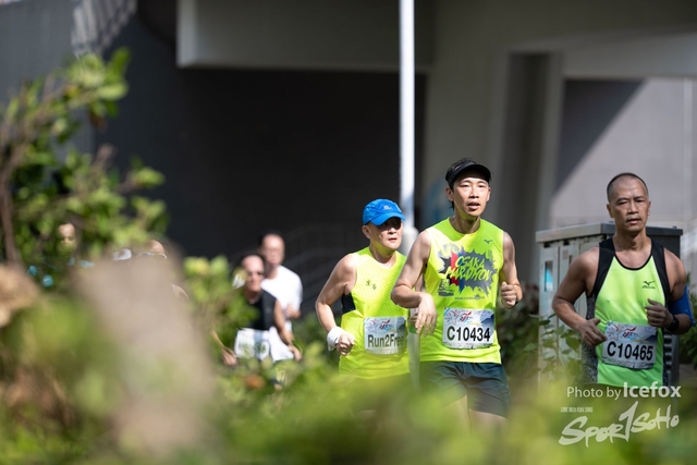 PB_Runner_TKO_0905-303