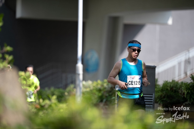 PB_Runner_TKO_0905-315