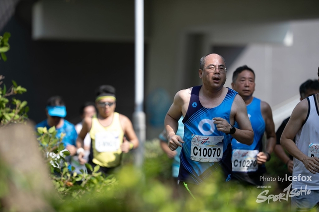 PB_Runner_TKO_0905-349