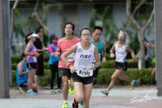 PB_Runner_TKO_1015-86