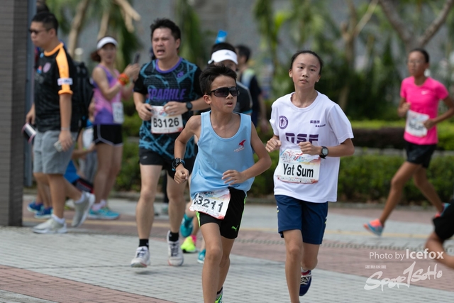 PB_Runner_TKO_1015-139