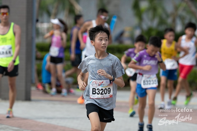 PB_Runner_TKO_1015-149
