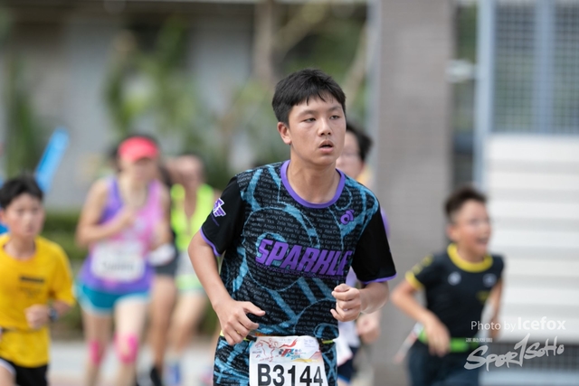 PB_Runner_TKO_1015-154