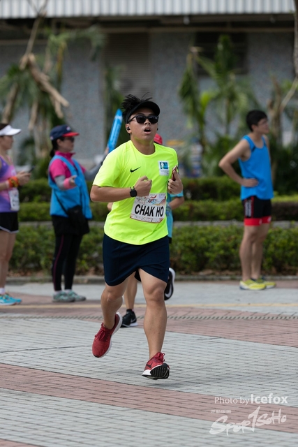 PB_Runner_TKO_1015-212