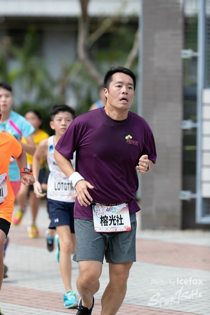 PB_Runner_TKO_1015-218