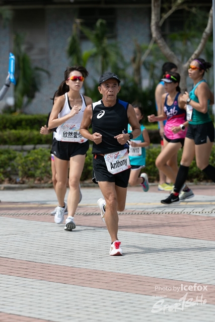 PB_Runner_TKO_1015-235