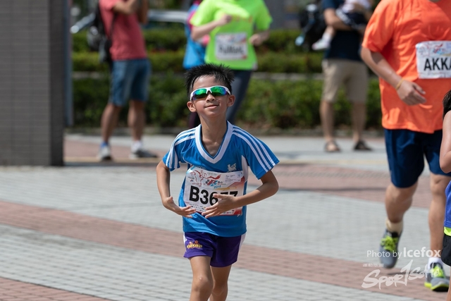 PB_Runner_TKO_1015-341