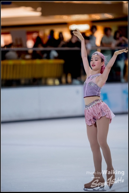 2018-10-03 Ice Skating 0711