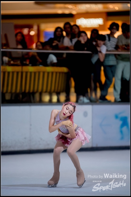 2018-10-03 Ice Skating 0712
