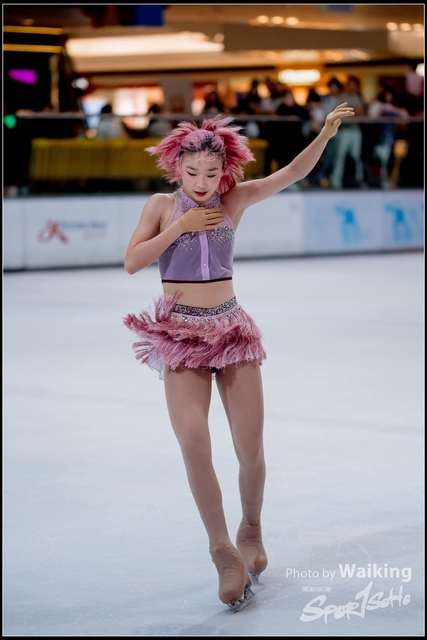 2018-10-03 Ice Skating 0715