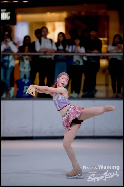 2018-10-03 Ice Skating 0731